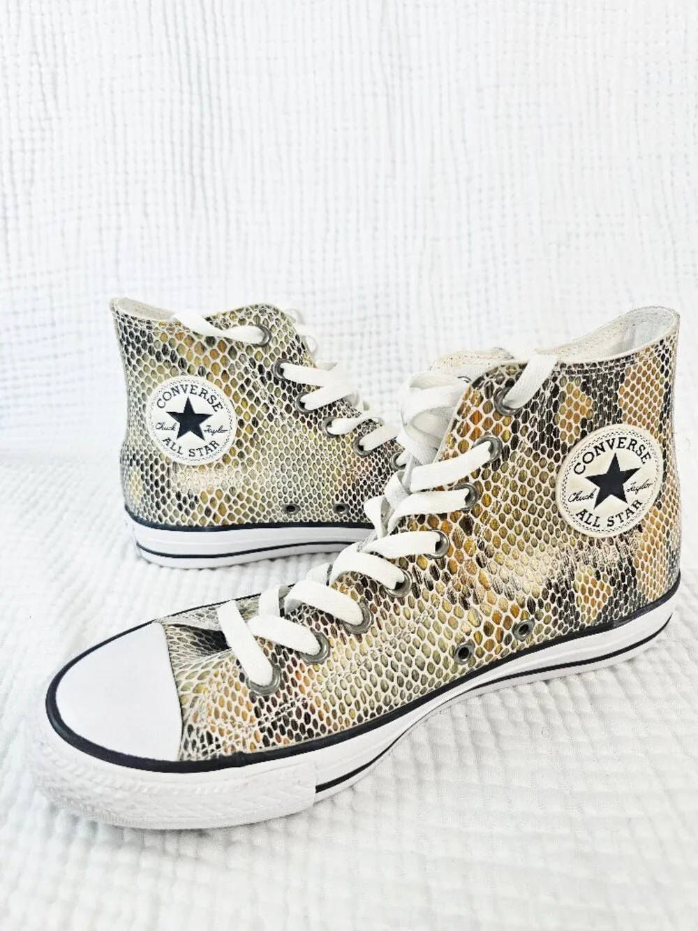 Converse Chuck Taylor All Star High Top - Leather Snakeskin Print - Women's 8.5 - Picture 1 of 7